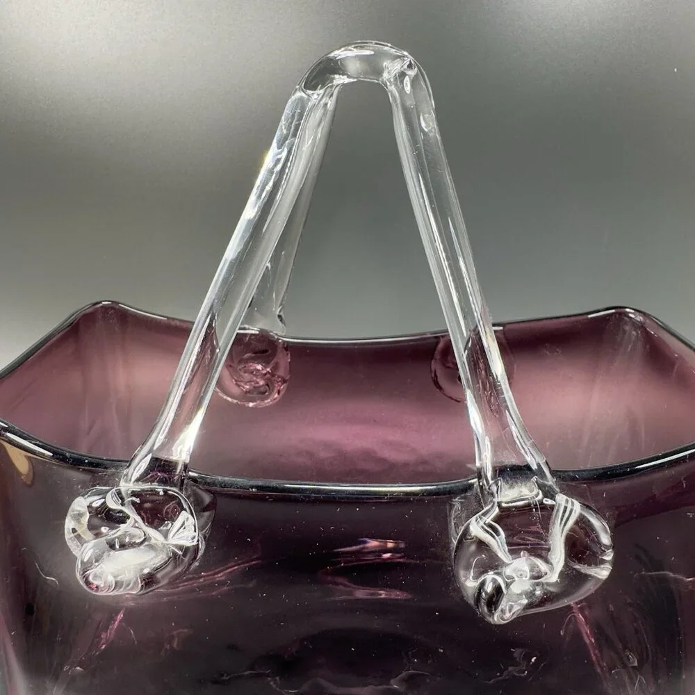 Vintage Amethyst Purple‎ Hand Blown Glass Purse Bowl Dish With Clear Handles VTG